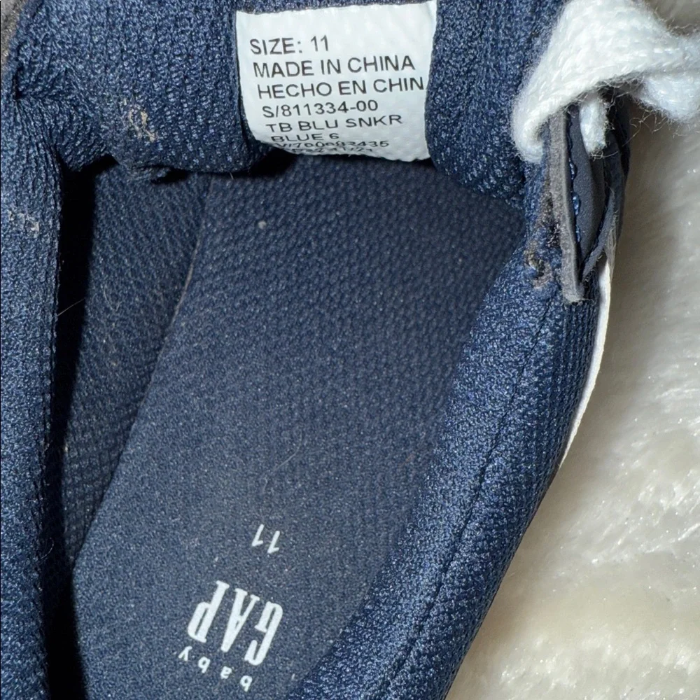 GAP Kids Navy and White‎ Sneakers
